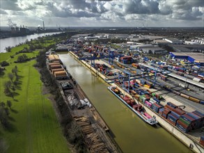 Duisburg, North Rhine-Westphalia, Germany, industrial landscape, Port of Duisburg, container port,