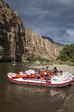 Dinosaur, Colorado, River rafters on the Green River in Dinosaur National Monument