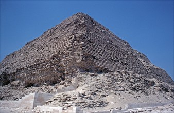 Step pyramid of Djoser, Sakkara, al-Jiza governorate, Egypt, September 1989, vintage, retro, old,