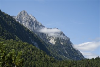 Wetterstein Mountains, Mittenwald, Werdenfelser Land, Alps, Upper Bavaria, Bavaria, Germany, Europe