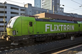 Flixtrain, Düsseldorf Central Station, North Rhine-Westphalia, Germany, Europe