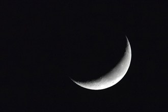 Waxing crescent, moon, planet, Germany, Hamburg, astronomy, moon, waning, crescent, crater,