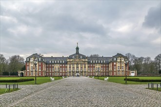 University of Münster is a public university located in the city of Munster, North Rhine-Westphalia