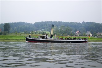 Steamer Sachsenwald in Saxon Switzerland