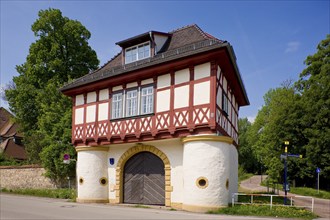 The fish gate, built around 1553, stands to the east of the Neideck castle ruins on Wollmarkt