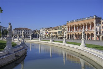 Prato della Valle, Padua, Province of Padua, Italy, Europe