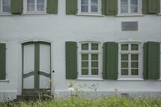 Historical Mozart House with green shutters, Mozart House, Rüsselsheim, Hesse, Germany, Europe