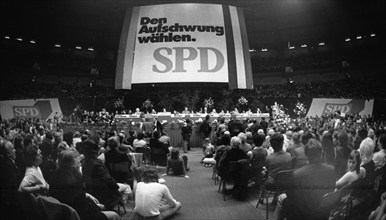 An election rally of the Social Democratic Party of Germany (SPD) on 23.4.1975 in the