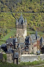 View of the Reichsburg near Cochem on the Moselle, Rhineland-Palatinate, Germany, Europe