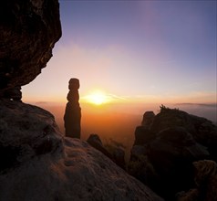 Sunrise on the Pfaffenstein with the Barabarine