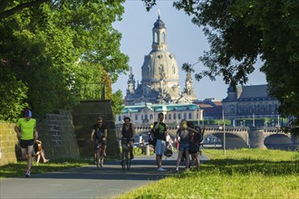 Elbe Cycle Route in Dresden