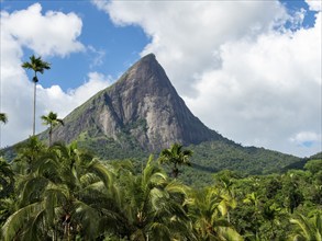 Knuckles mountain range with Lakegala mountain and rocks, Meemure, Sri Lanka, Asia