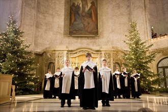 The Christmas season begins on Christmas Eve with the Christmas Vespers of the Dresden Kreuzchor in