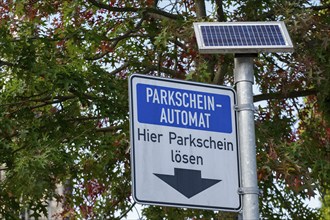 Sign parking ticket machine, solar panel, Münsterland, North Rhine-Westphalia, Germany, Europe