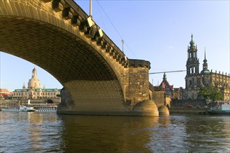 DEU Saxony Dresden Dresden Silhouette