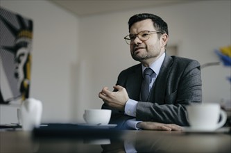 Marco Buschmann (FDP), Bundesminister der Justiz, aufgenommen im Rahmen eines Interview fue NBR in