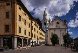 Corso Italia, Old Town, Church Basilica Parrocchiale SS. Filippo e Giacomo, Cortina d'Ampezzo,