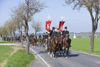 Every year at Easter there are about 5 processions in Lusatia, each with about 200 riders. The