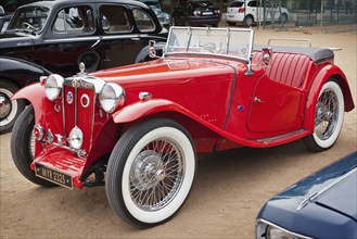 CHENNAI, INDIA, JULY 24: MG (retro vintage car) on Heritage Car Rally 2011 of Madras Heritage