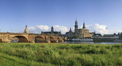 Dresden Scherenschnitt