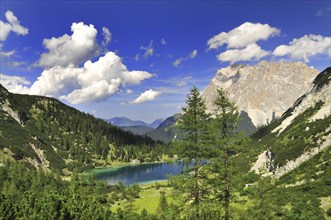 Sebensee, in the background the Zugspitze, Tyrol, Austria, Europe