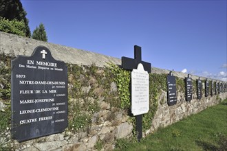 Wall of the Departed at the Ploubazlanec cemetery with the names of 120 boats and 2000 Iceland