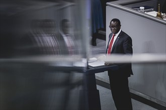 Karamba Diaby, Mitglied des Deutschen Bundestages (SPD), aufgenommen im Rahmen einer Sitzung des