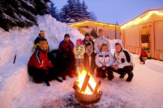 Altenberg winter camping by the campfire