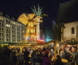 Leipzig Christmas market at the Nikolaikirche