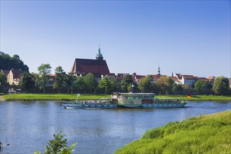 Elbe steamer Pirna in front of Pirna Pirna is a large district town and the administrative centre