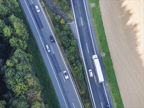 A8 motorway near Hohenstadt in the Swabian Alb. The two directional carriageways separate here. For