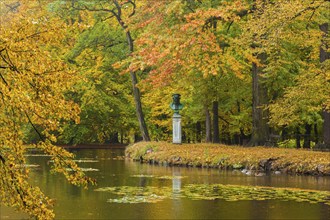 About 15 kilometres east of Dresden city centre, directly on the Elbe, lies Pillnitz Palace & Park,