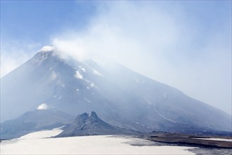 IT sicily Sylvio Dittrich Photo subject to fee! Contact T.:01772156417 Etna summit