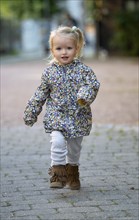 Little girl, 2 years, blond, walks, runs, Stuttgart, Baden-Württemberg, Germany, Europe