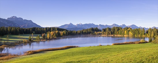 Hegratsrieder See near Füssen, Allgäu Alps, Allgäu, Bavaria, Germany, Europe