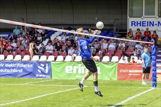 Fistball: TSV Pfungstadt against DSG UKJ Froschberg (IFA 2024 Fistball World Tour Finals Mannheim,