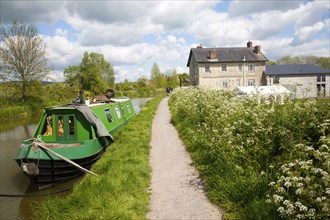 The Barge Inn on the Kennet and Avon canal, Honey Street, Alton Barnes, Vale of Pewsey, Wiltshire,