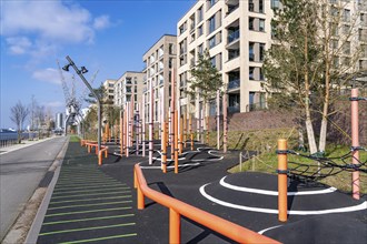 Promenade Kirchenpauerkai, Hafencity Hamburg, new district on the Elbe, on the site of the former