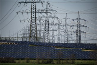 Part of a new line route, 380 KV extra-high-voltage line between Osterath and Gohr, 6-hectare solar