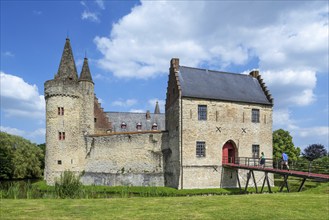 Kasteel van Laarne, 14th century medieval moated castle near Ghent, East Flanders, Belgium, Europe