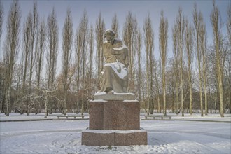 Statue of Mother Homeland, forecourt, Soviet memorial, winter, Treptower Park, Treptow,