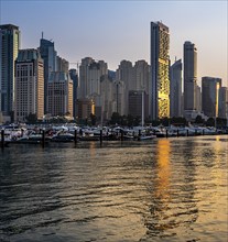 Dubai Marina and Harbour, Skyline Architecture and Marina, United Arab Emirates, Asia