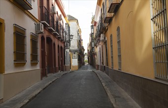 Backstreets in the Triana district, Seville, Spain, Europe