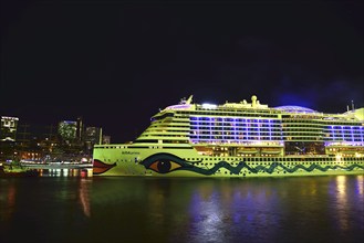 Deutschland, Hamburg, Hafen, St. Pauli, Kreuzfahrtschiff AIDAprima