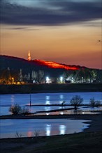 Rhine near Duisburg-Beeckerwerth, Rheinpreussen spoil tip in Mörs, spoil tip sign Das Geleucht,