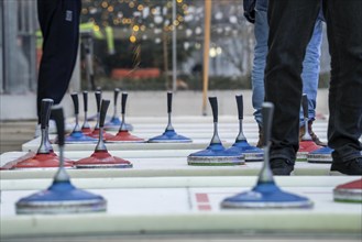 Curling rink at the Christmas market in Düsseldorf, North Rhine-Westphalia, Germany, Europe