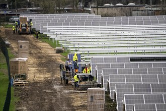 Construction of a solar park in Neukirchen-Vluyn, over 10, 000 solar modules will be installed on 4