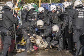 Beginning of the eviction of the Lützerath hamlet, camp of climate activists and squatters, at the