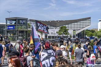 Demonstration against the AFD party conference in Essen, several tens of thousands of demonstrators