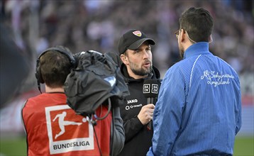 Coach Sebastian Hoeneß VfB Stuttgart in an interview, microphone, mike, logo, Bundesliga, camera,